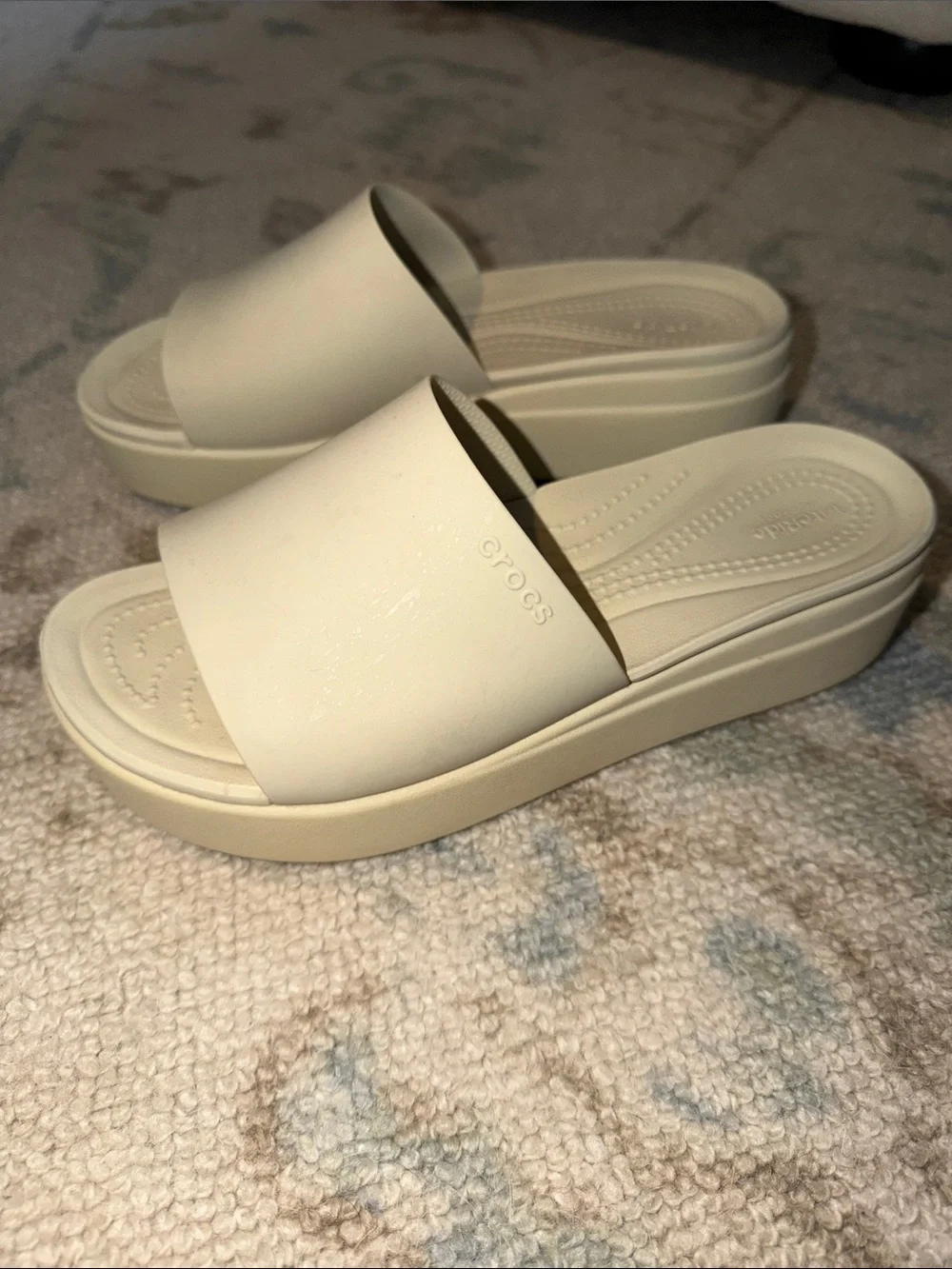 CROCS Women's Cream Platform Slide Sandals